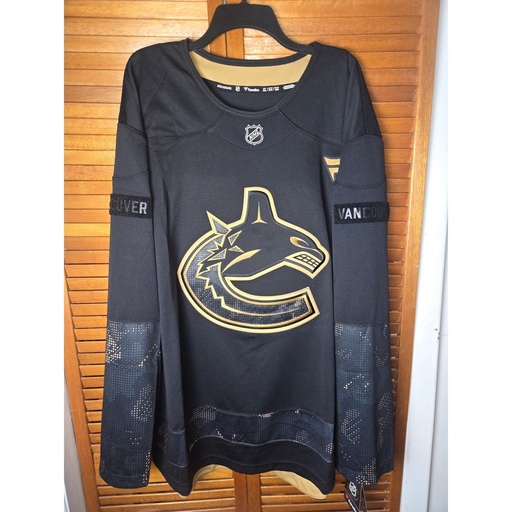 Vancouver Canucks Fanatics Breakaway Military Appreciation Jersey Mens 2XL